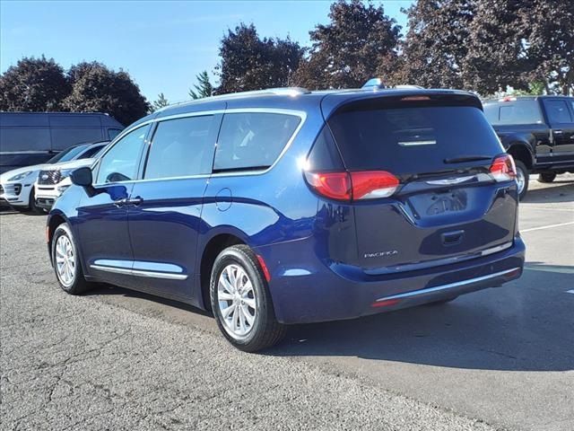 2018 Chrysler Pacifica Touring-L