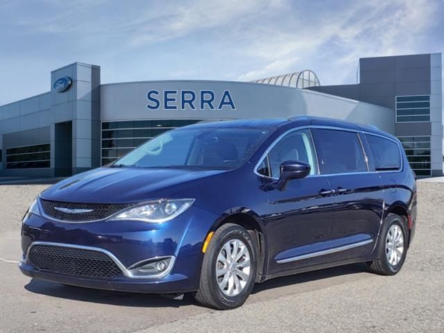 2018 Chrysler Pacifica Touring-L