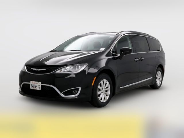 2018 Chrysler Pacifica Touring-L