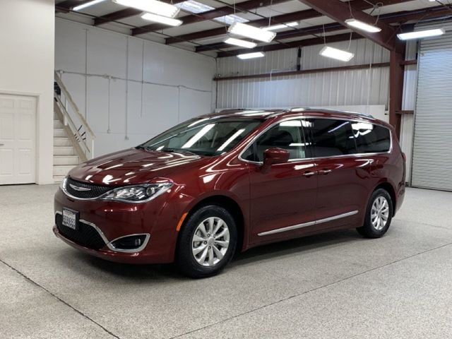 2018 Chrysler Pacifica Touring-L