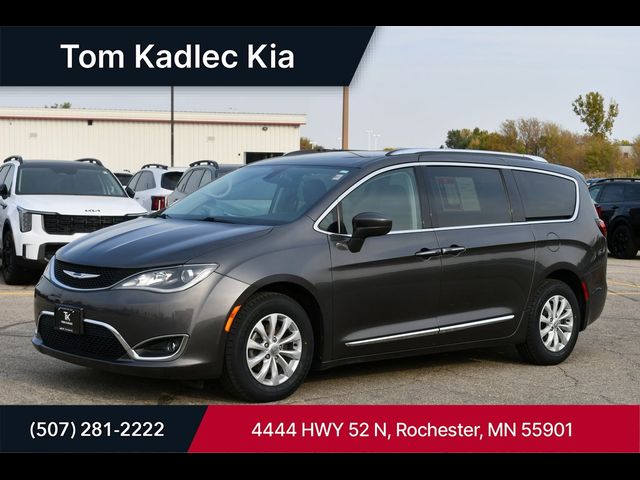 2018 Chrysler Pacifica Touring-L