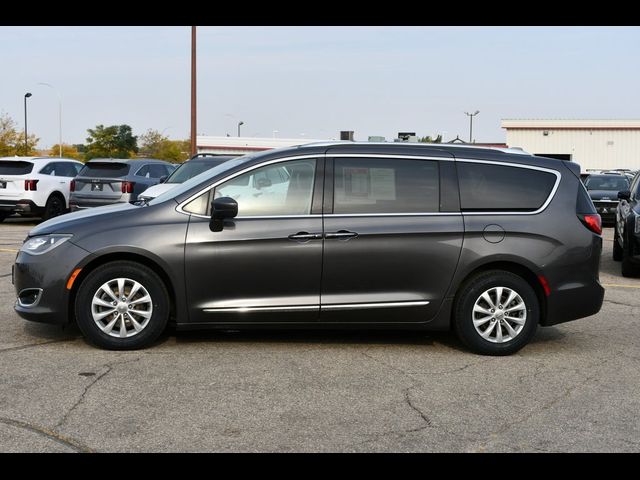 2018 Chrysler Pacifica Touring-L