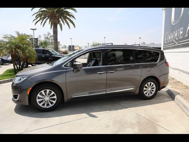 2018 Chrysler Pacifica Touring-L