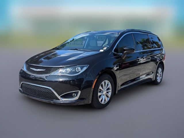 2018 Chrysler Pacifica Touring-L