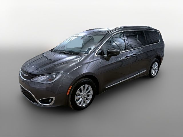 2018 Chrysler Pacifica Touring-L