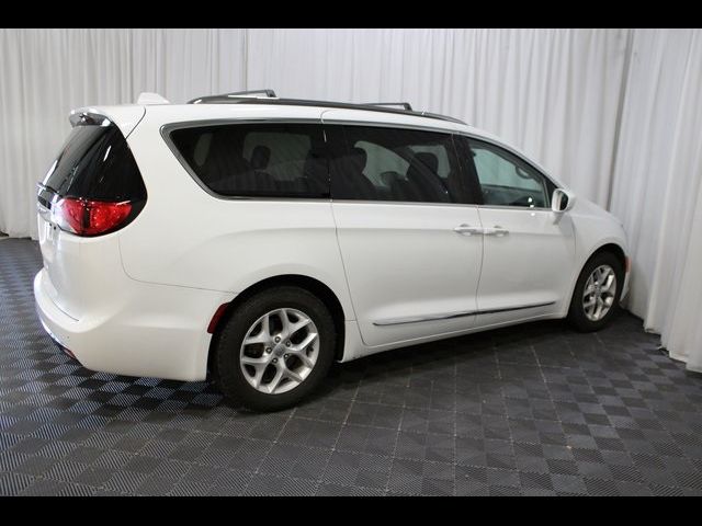 2018 Chrysler Pacifica Touring-L