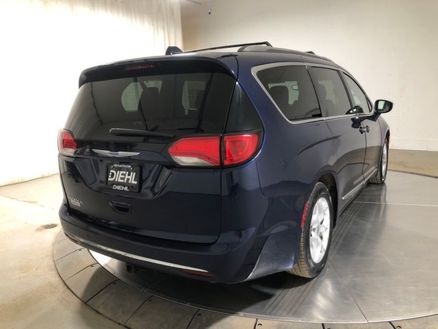 2018 Chrysler Pacifica Touring-L