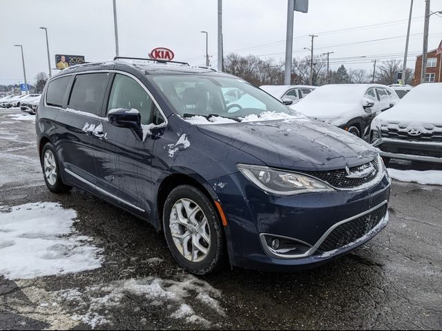 2018 Chrysler Pacifica Touring-L