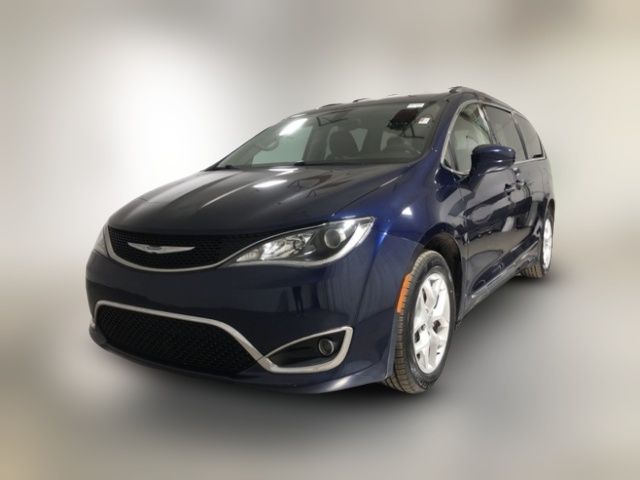 2018 Chrysler Pacifica Touring-L