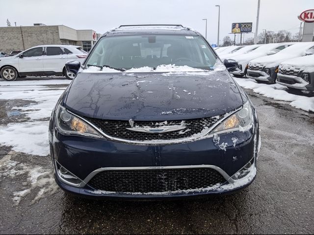 2018 Chrysler Pacifica Touring-L