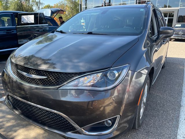 2018 Chrysler Pacifica Touring-L