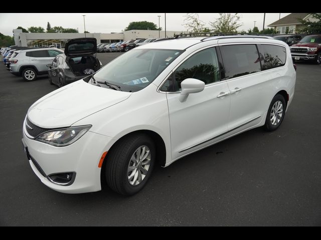 2018 Chrysler Pacifica Touring-L