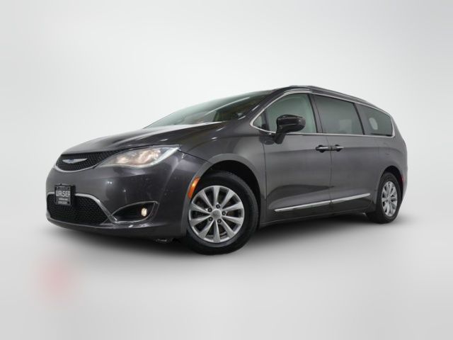 2018 Chrysler Pacifica Touring-L