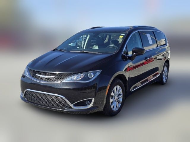 2018 Chrysler Pacifica Touring-L