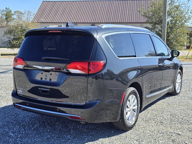 2018 Chrysler Pacifica Touring-L