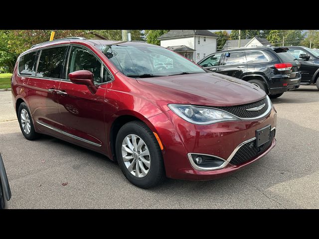 2018 Chrysler Pacifica Touring-L