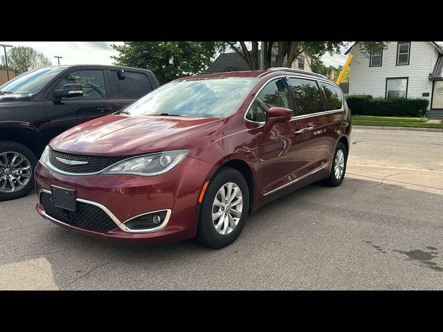 2018 Chrysler Pacifica Touring-L