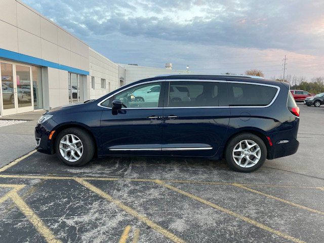 2018 Chrysler Pacifica Touring-L