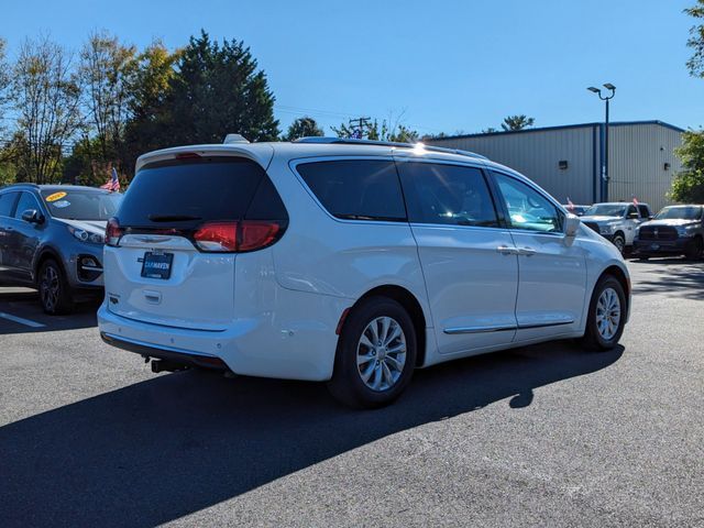 2018 Chrysler Pacifica Touring-L