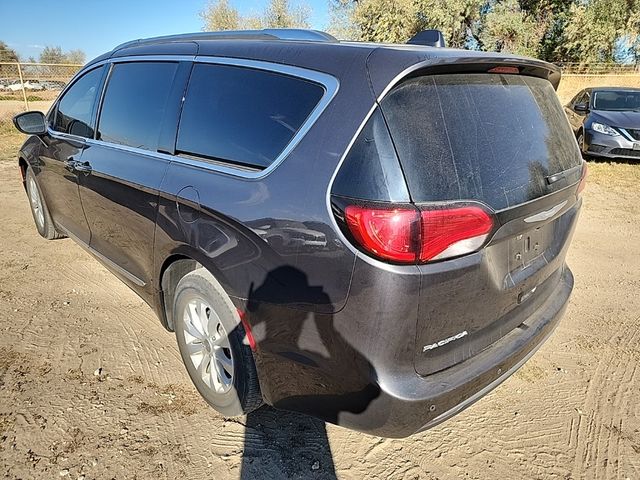 2018 Chrysler Pacifica Touring-L