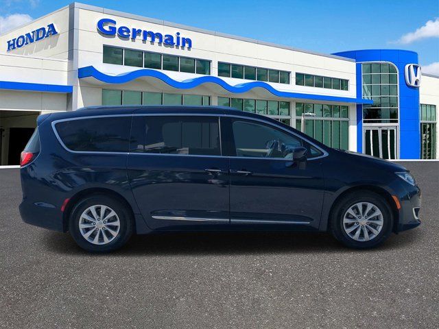 2018 Chrysler Pacifica Touring-L