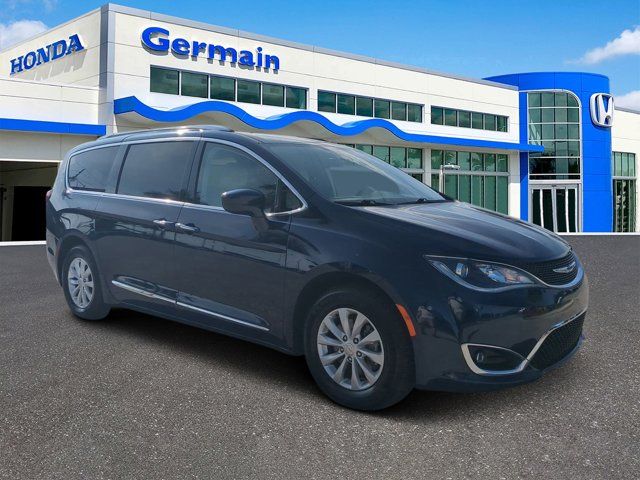 2018 Chrysler Pacifica Touring-L