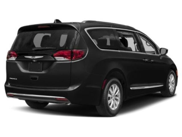 2018 Chrysler Pacifica Touring-L