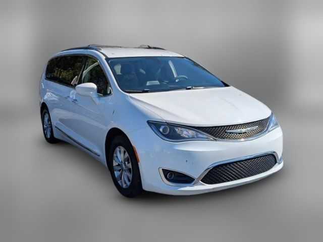 2018 Chrysler Pacifica Touring-L