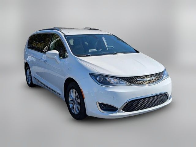 2018 Chrysler Pacifica Touring-L