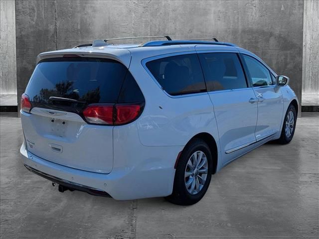 2018 Chrysler Pacifica Touring-L