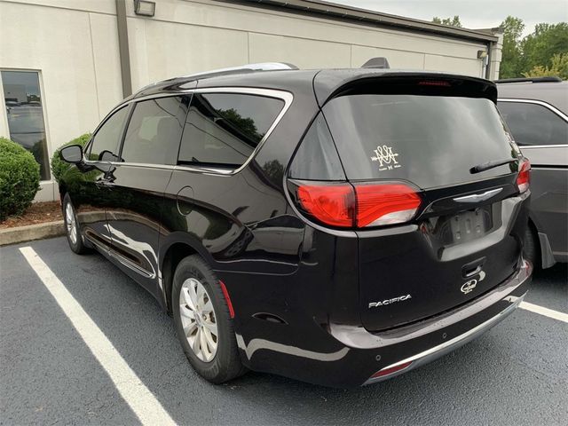 2018 Chrysler Pacifica Touring-L