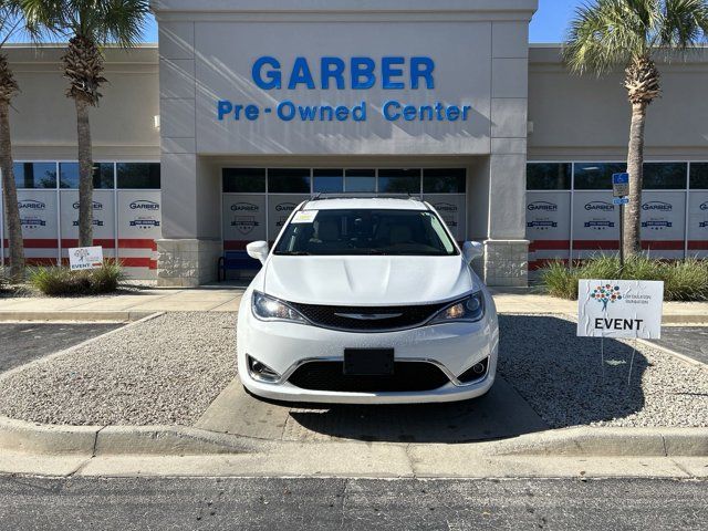 2018 Chrysler Pacifica Touring-L