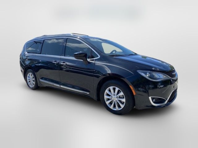2018 Chrysler Pacifica Touring-L