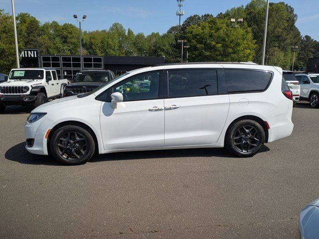 2018 Chrysler Pacifica Touring-L