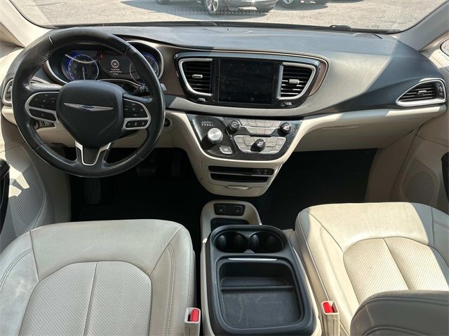 2018 Chrysler Pacifica Touring-L