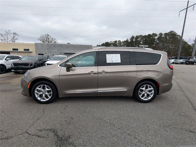 2018 Chrysler Pacifica Touring-L