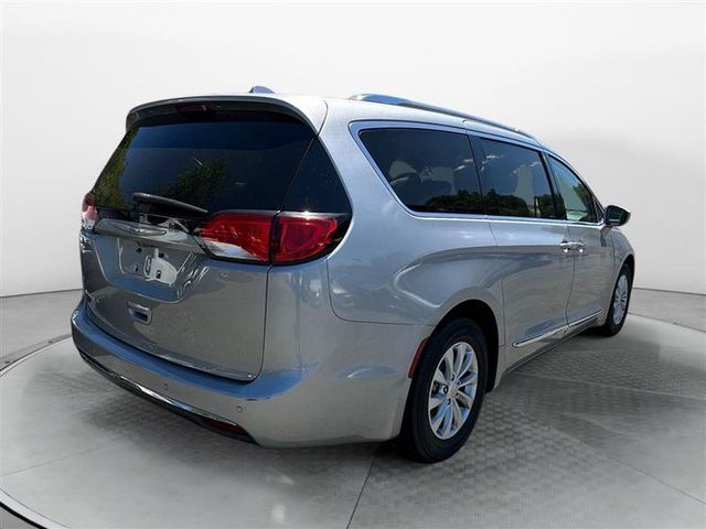 2018 Chrysler Pacifica Touring-L