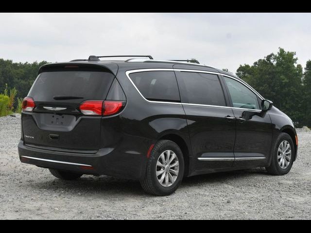 2018 Chrysler Pacifica Touring-L