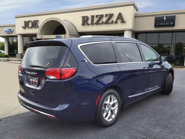 2018 Chrysler Pacifica Touring-L