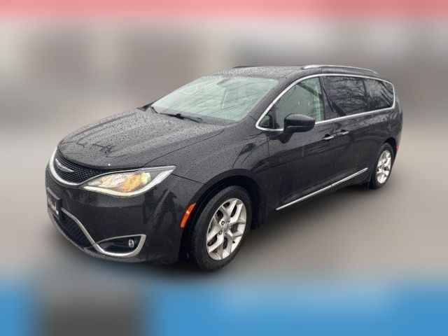 2018 Chrysler Pacifica Touring-L