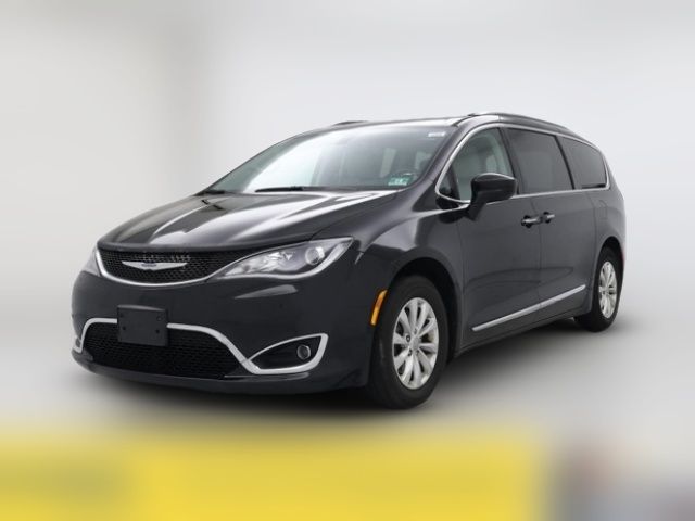 2018 Chrysler Pacifica Touring-L