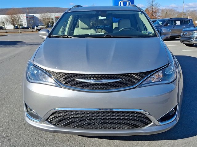 2018 Chrysler Pacifica Touring-L