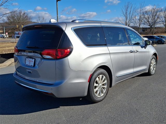 2018 Chrysler Pacifica Touring-L