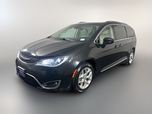 2018 Chrysler Pacifica Touring-L