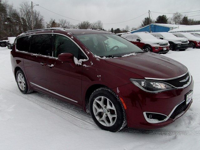 2018 Chrysler Pacifica Touring-L