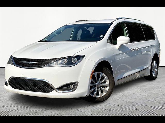 2018 Chrysler Pacifica Touring-L