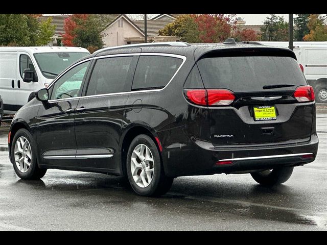 2018 Chrysler Pacifica Touring-L