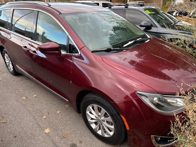 2018 Chrysler Pacifica Touring-L