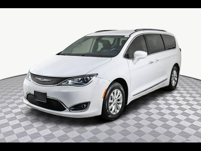 2018 Chrysler Pacifica Touring-L