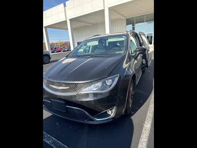 2018 Chrysler Pacifica Touring-L